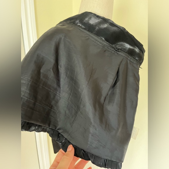 Stylish black bubble skirt with tie waist, metallic sheen, side zip - Picture 8 of 9
